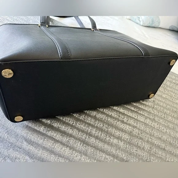 Michael Kors Large Black Tote - Picture 10 of 10